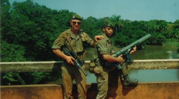 romanul din franta ce a murit in timpul unei misiuni a legiunii straine